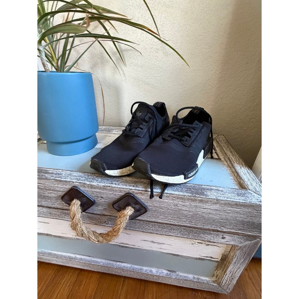 Adidas KIDS NMD_R1, used 3.5